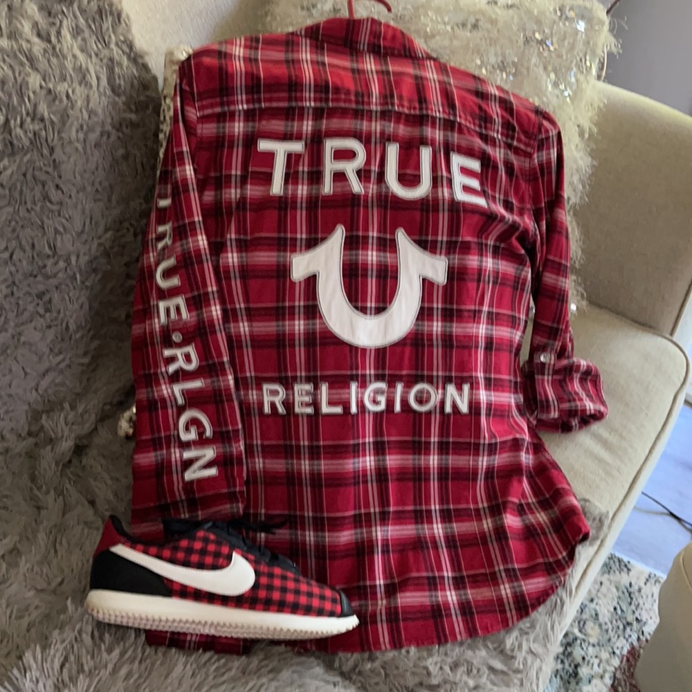 True Religion fitted button down shirt